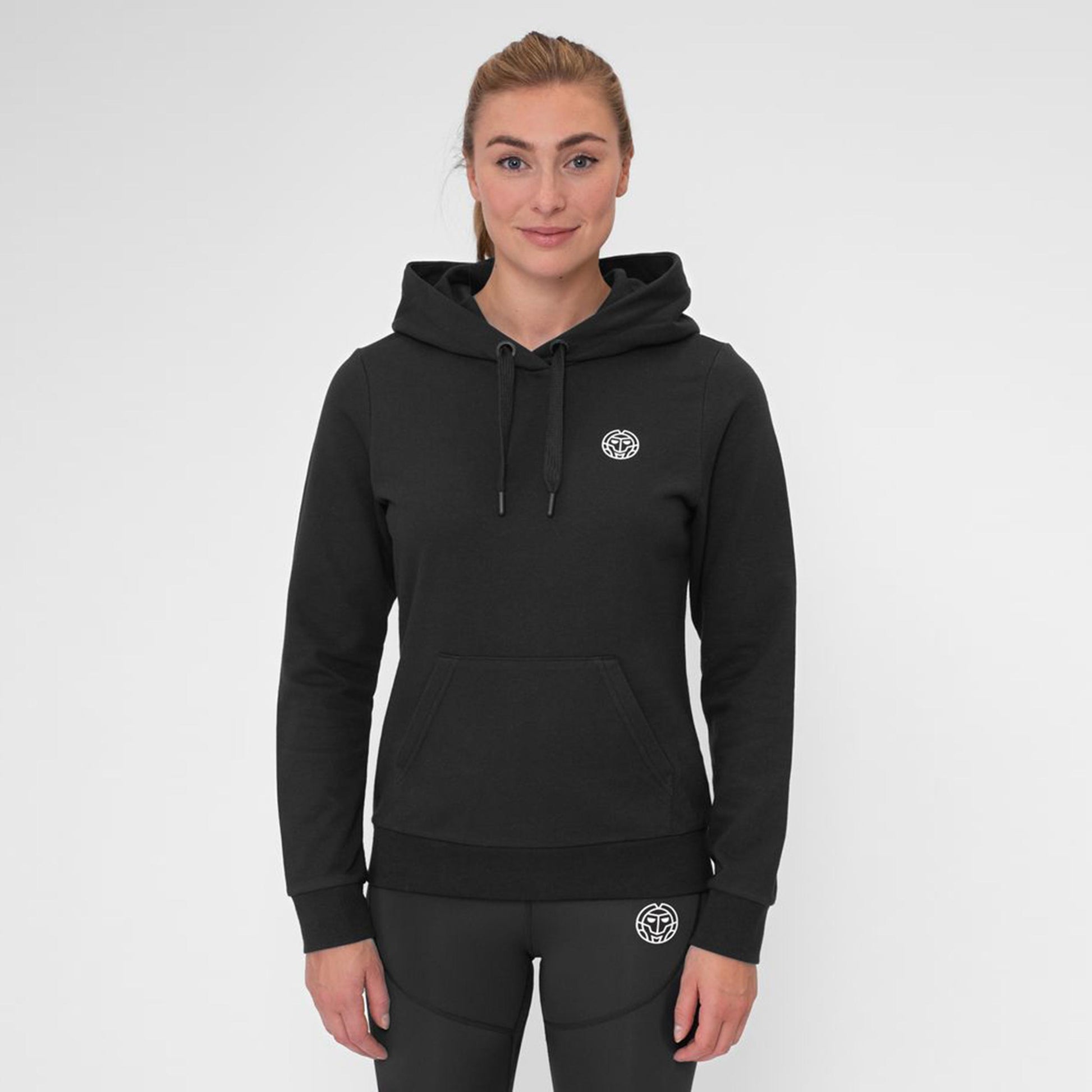 BIDI BADU Crew Chill Hoody Damen-Schwarz