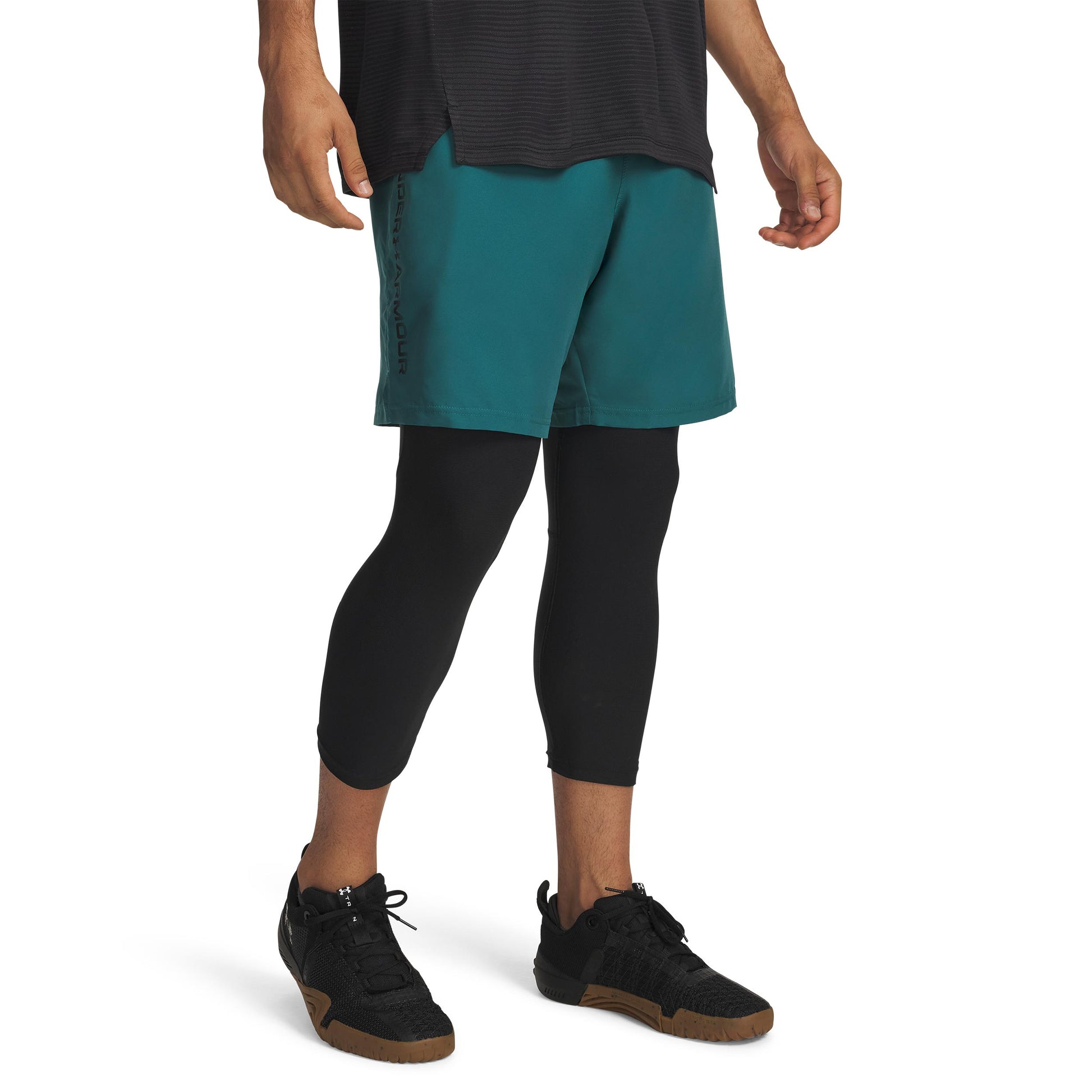 Under Armour Tech Woven Shorts Herren-grün, schwarz